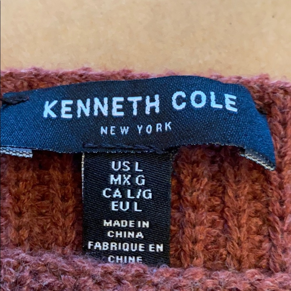 Sweater - Picture 2 of 2